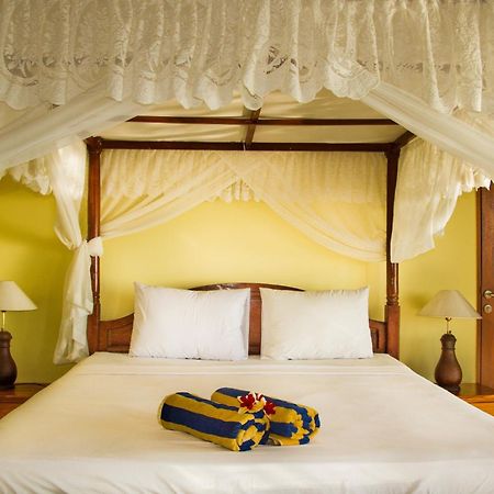 Beten Waru Bungalow And Restaurant Amed Rom bilde