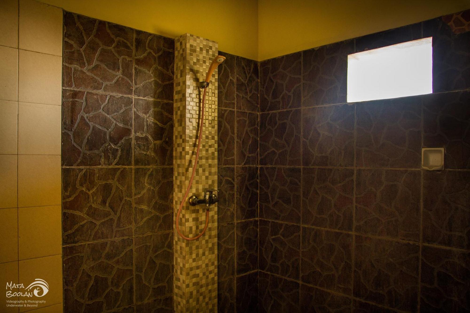 Beten Waru Bungalow And Restaurant Amed Rom bilde